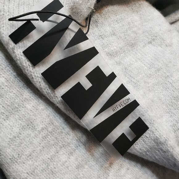 HYFVE NWT Buffon Knit Sweater - Picture 8 of 10